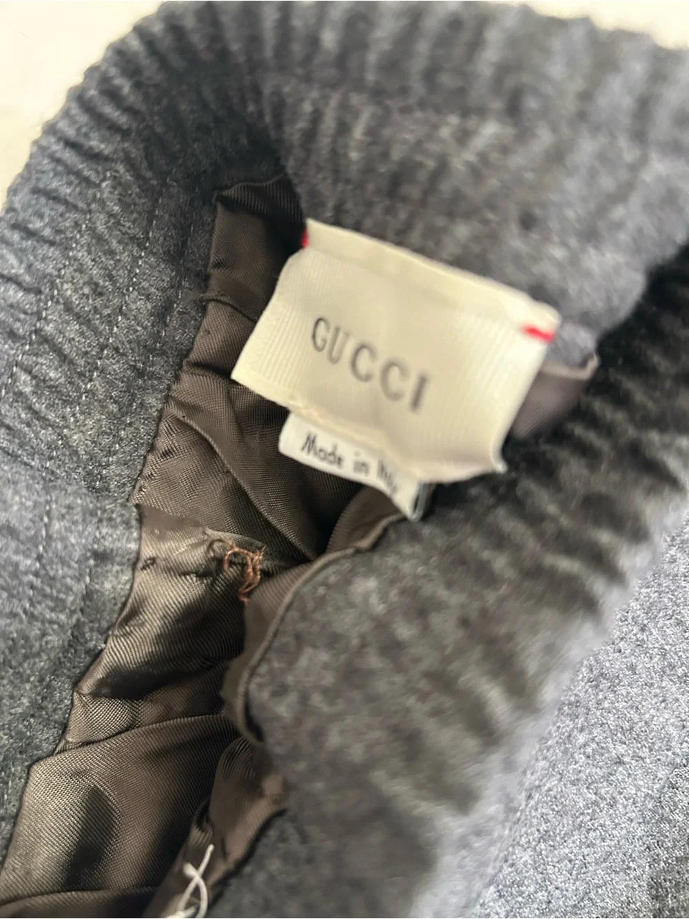 Gucci Dark Gray  Pants with Red Embroidered Logo for a boy size 4 exellent
